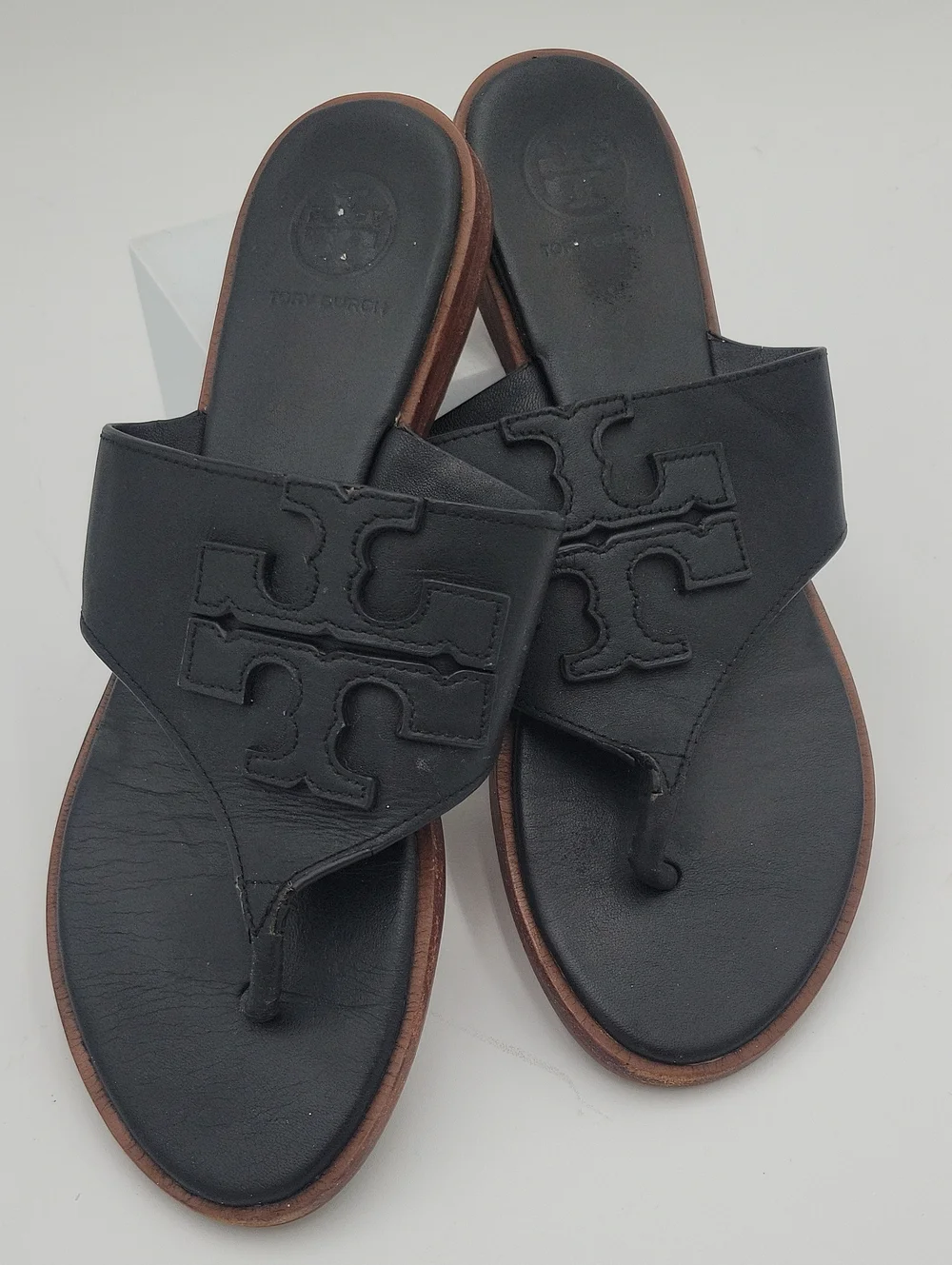 Tory Burch Weston Black Logo Thong Sandals size 7 Leather